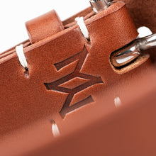 Lade das Bild in den Galerie-Viewer, Gürtel Kaliber 30 Braun