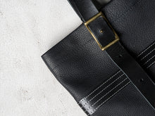 Load image into Gallery viewer, Urban Explorer