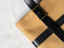 Load image into Gallery viewer, Urban Explorer