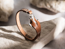 Load image into Gallery viewer, Rugged Anchor Bracelet
